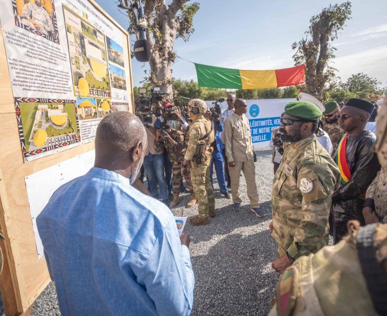 MALI: Pose de la première pierre du Complexe Mali Arena