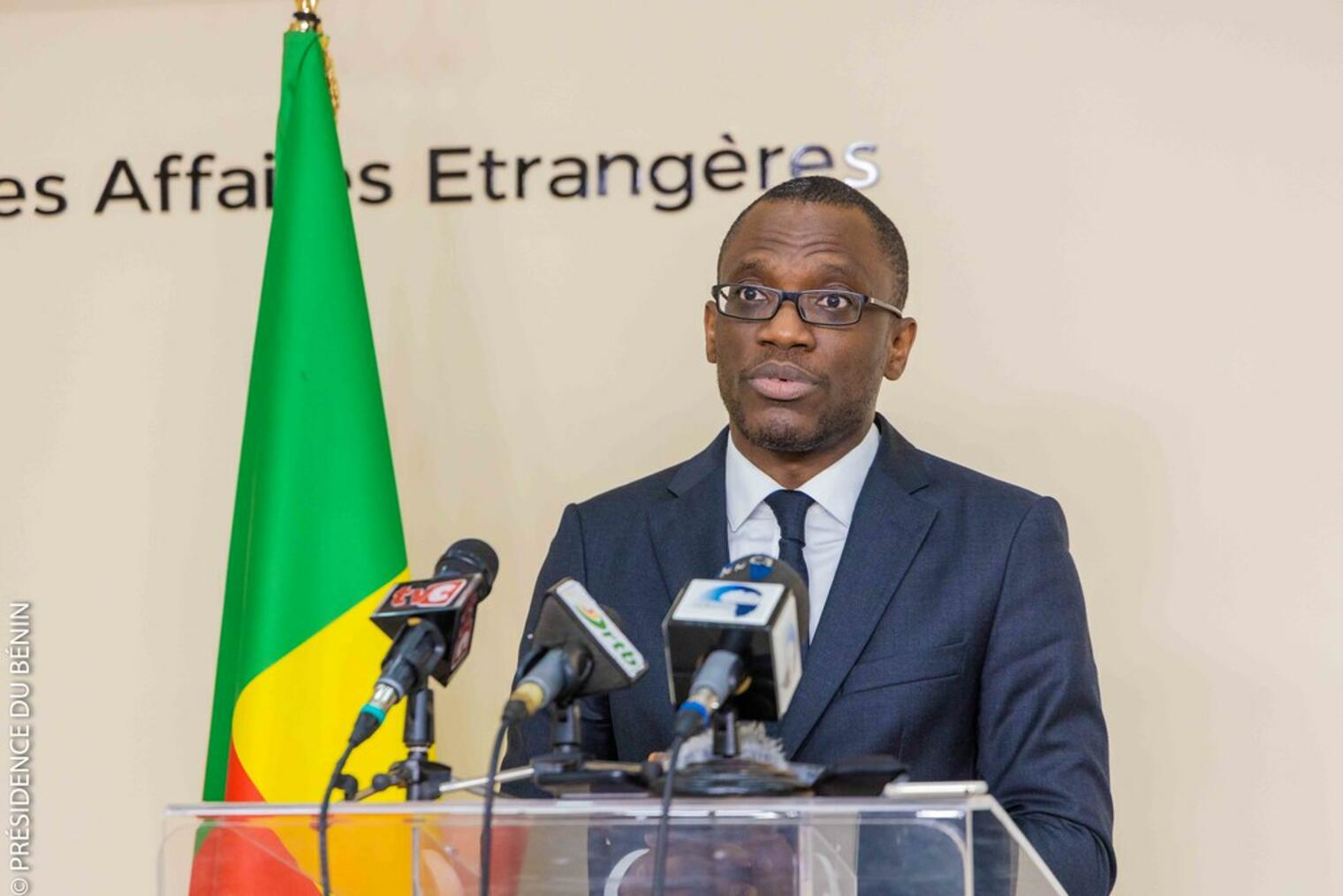 Supposée suspension de l'octroi du visa américain au Bénin : le gouvernement Talon réagit et rassure