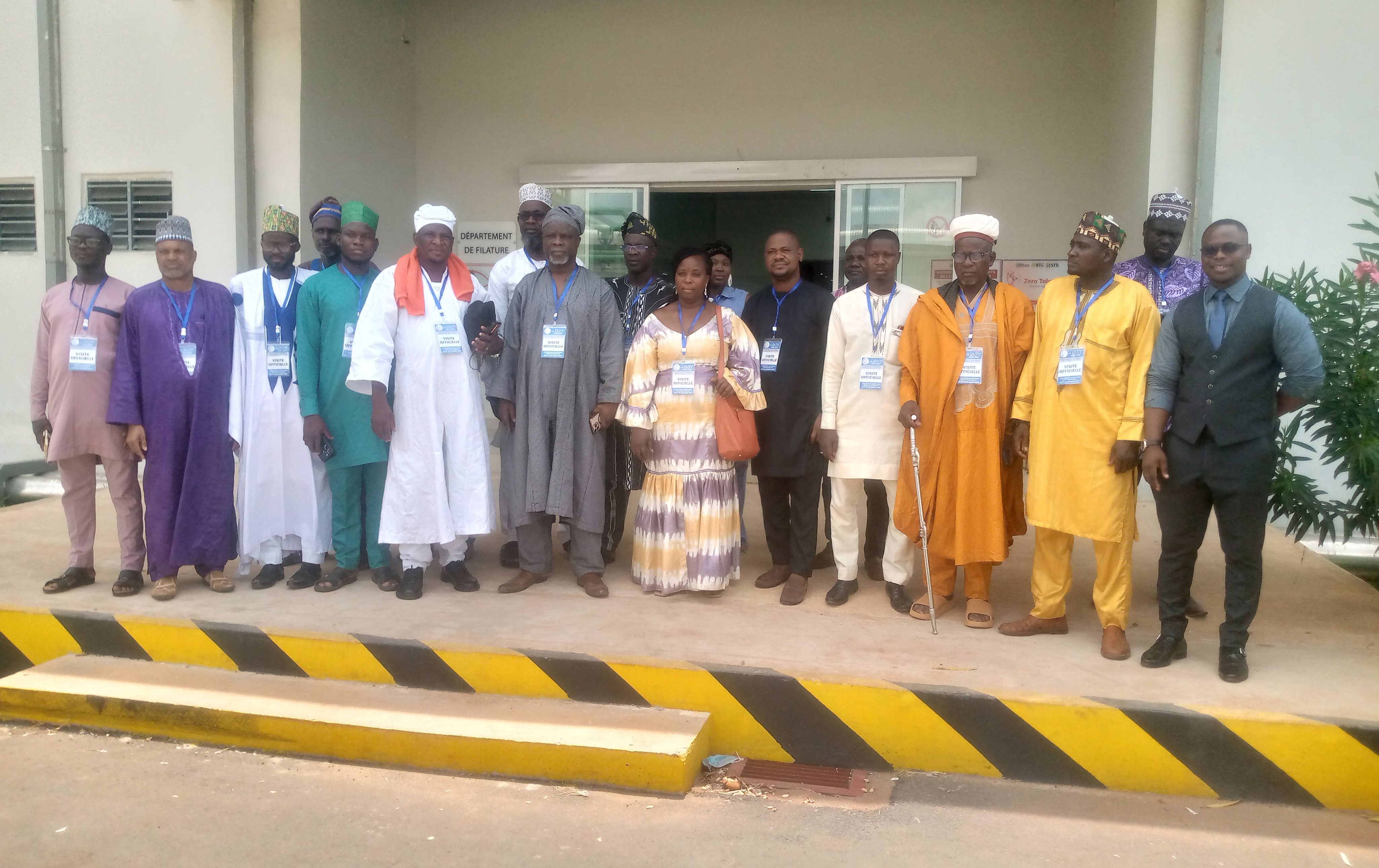 "La Dynamique Talon Continue" : Dr Bertin Koovi fait découvrir la GDIZ aux agriculteurs du Nord-Bénin
