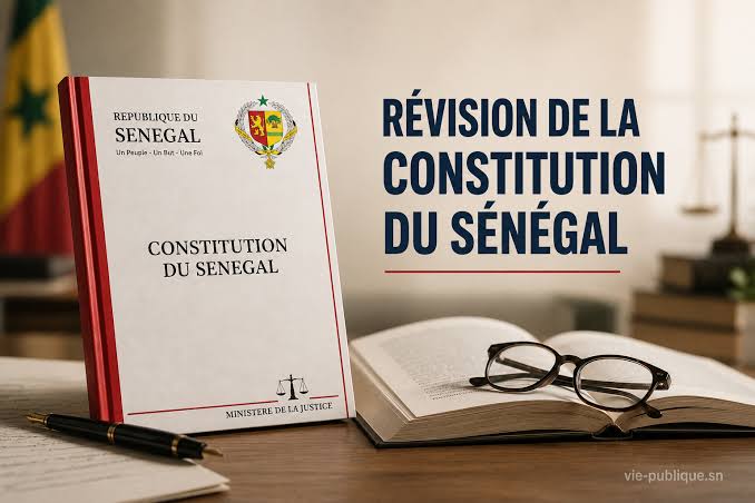 Sénégal :La révision de la constitution adoptée dans un climat de vives tensions  au parlement