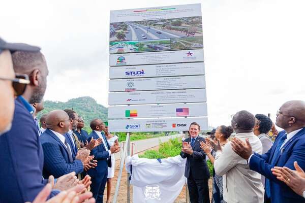 Axe Setto–Dassa-Zoumè : le chantier de reconstruction et d’élargissement officiellement lancé
