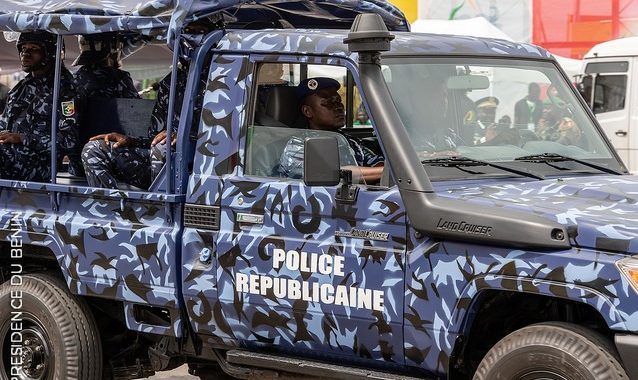 Abomey-Calavi : 19 000 cartes SIM et 1 000 faux papiers saisis, six suspects arrêtés